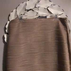 ❣️on HOLD❣️Cashmere Rose textured skirt